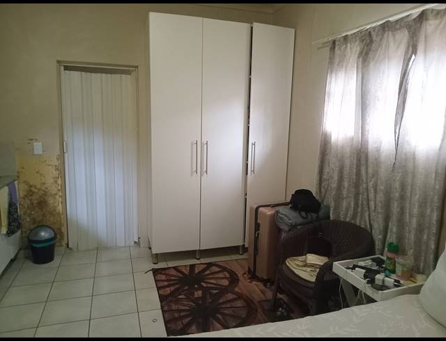 1 BEDROOM APARTMENT TO LET IN COSMO CITY